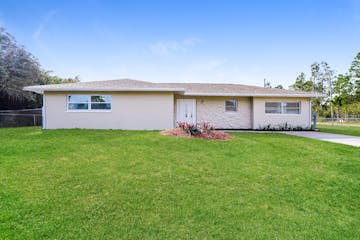 300 E 10TH ST LEHIGH ACRES, FL 33972